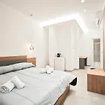 Dimora Essentia * バーリ