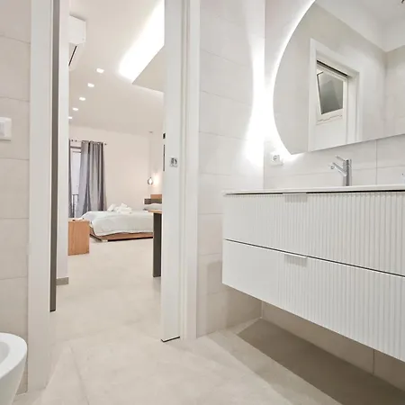 Dimora Essentia Apartment Bari